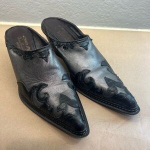 Donald J Pliner - Western Couture Collection Leather Mule Woman’s 8.5 Gunmetal